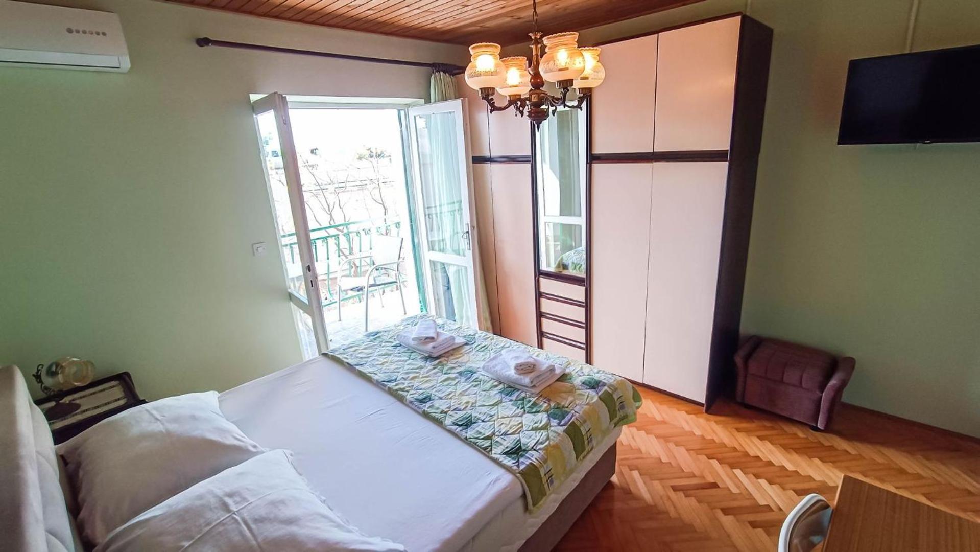 Apartments Ines - 15 Meters From The Beach Promajna Exterior foto