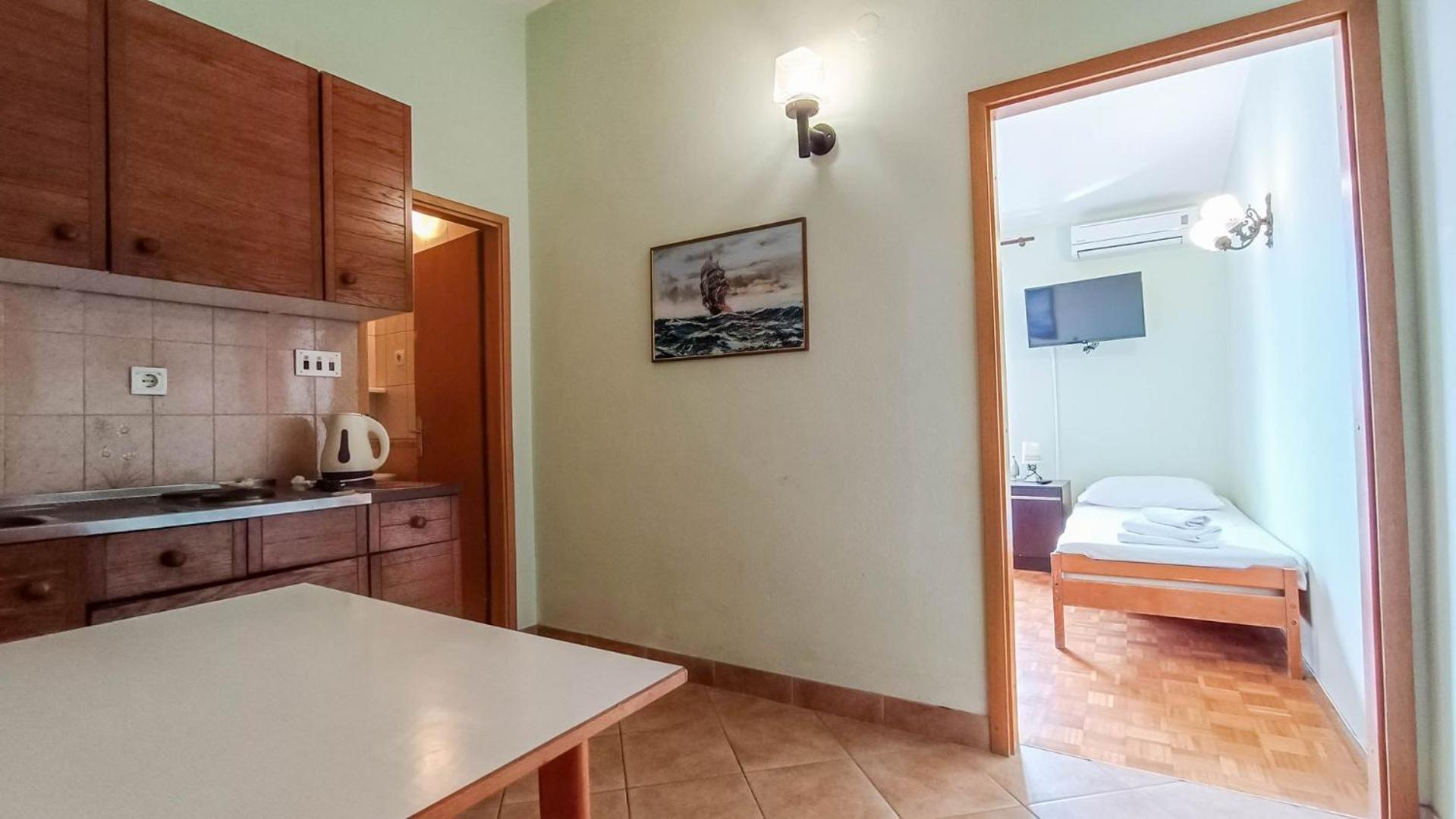 Apartments Ines - 15 Meters From The Beach Promajna Exterior foto