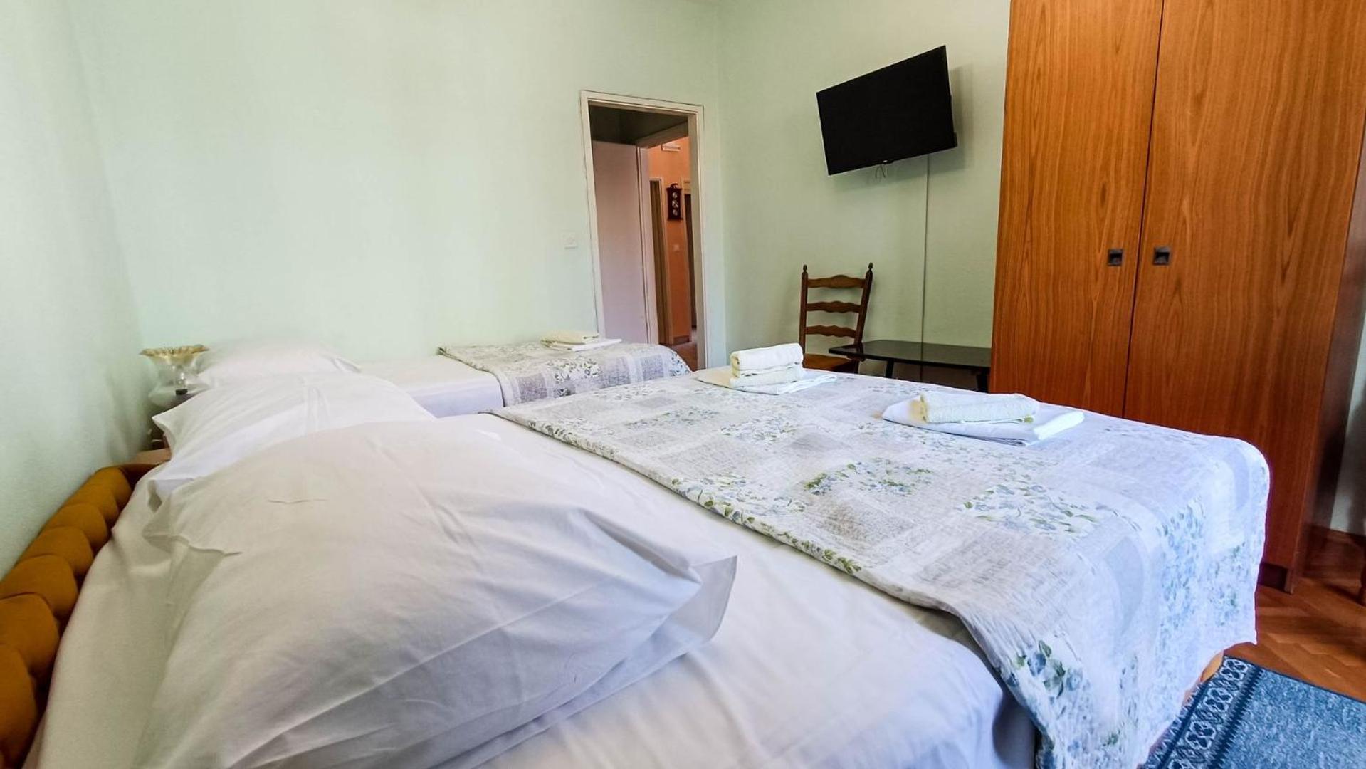 Apartments Ines - 15 Meters From The Beach Promajna Exterior foto