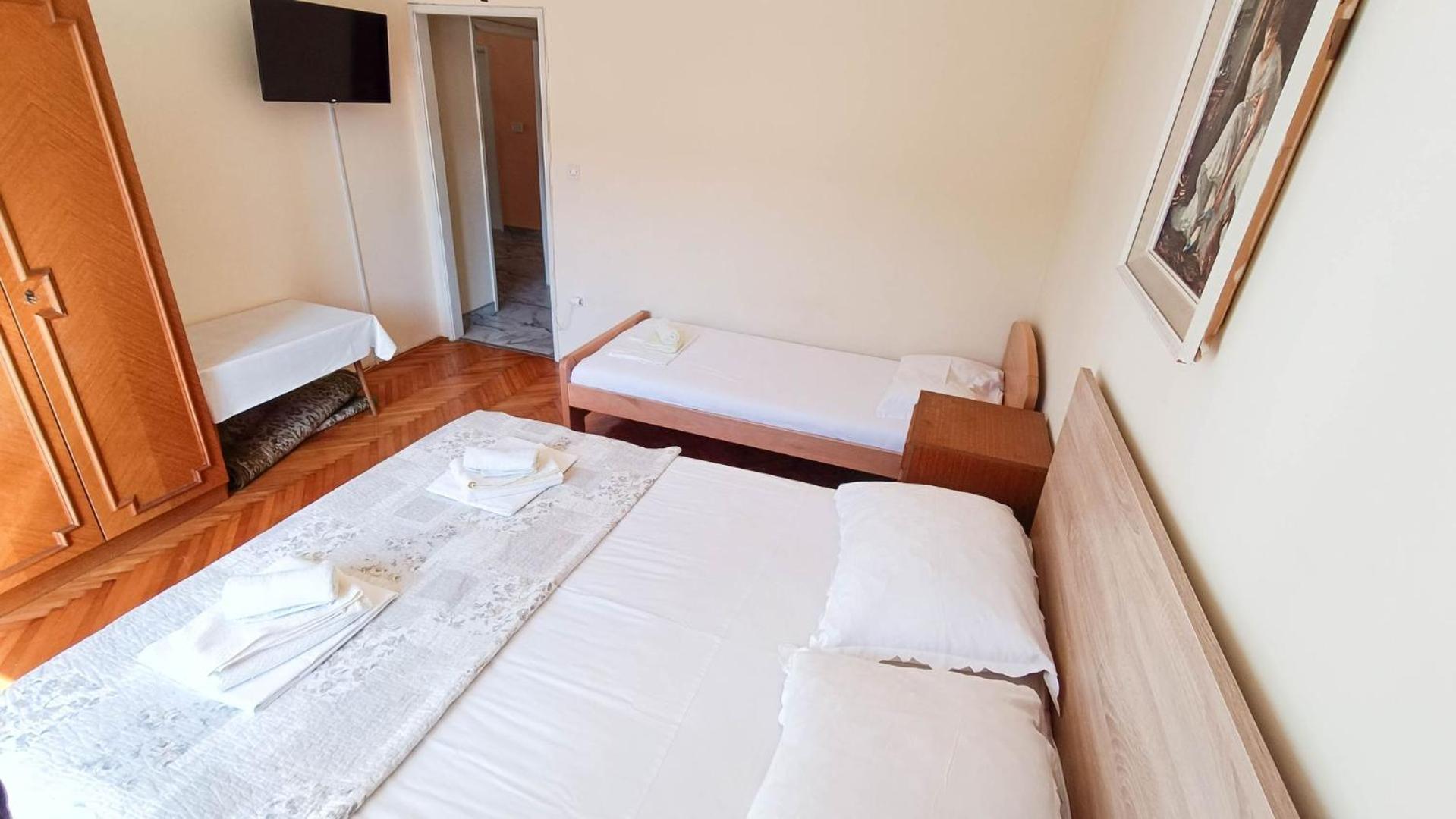 Apartments Ines - 15 Meters From The Beach Promajna Exterior foto