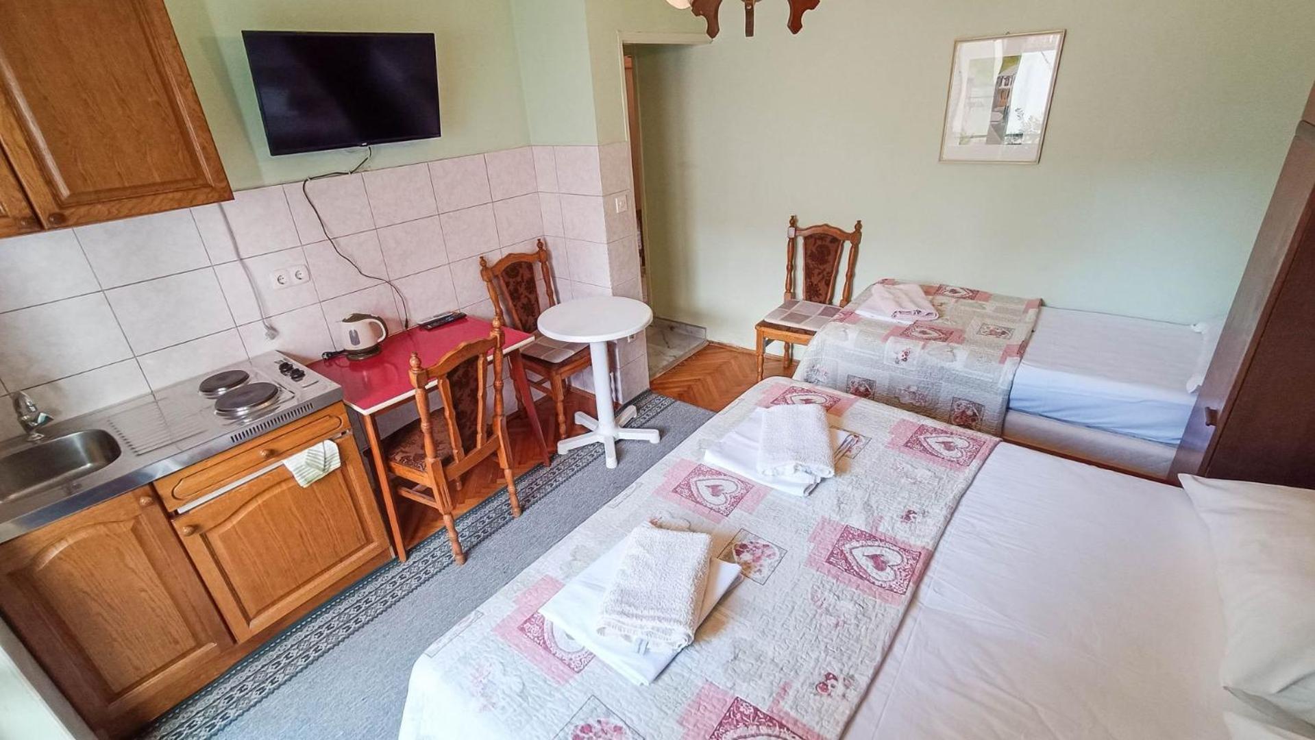 Apartments Ines - 15 Meters From The Beach Promajna Exterior foto